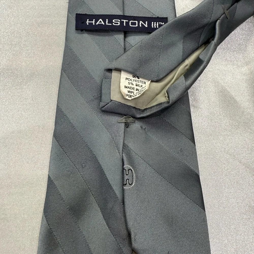 HALSTON III Gray Striped Tie - Picture 5 of 9